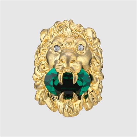 lion ring gucci.